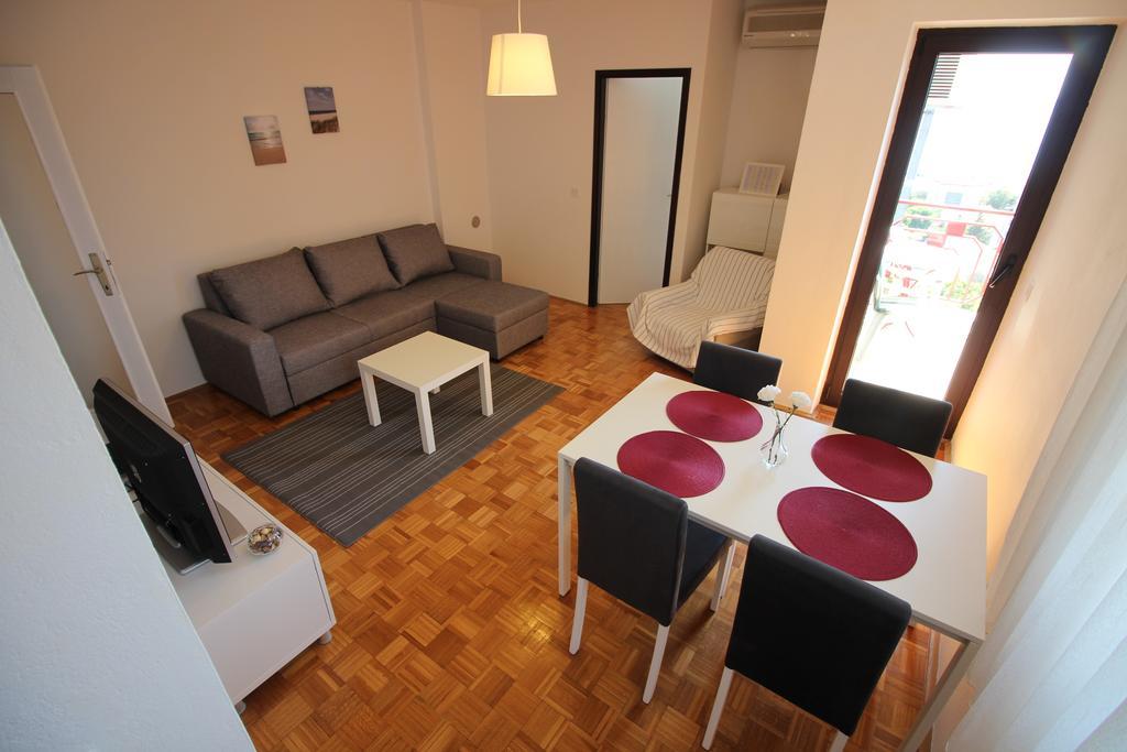 Apartments Nikola Novi Vinodolski Exterior photo