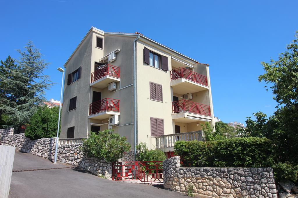 Apartments Nikola Novi Vinodolski Exterior photo